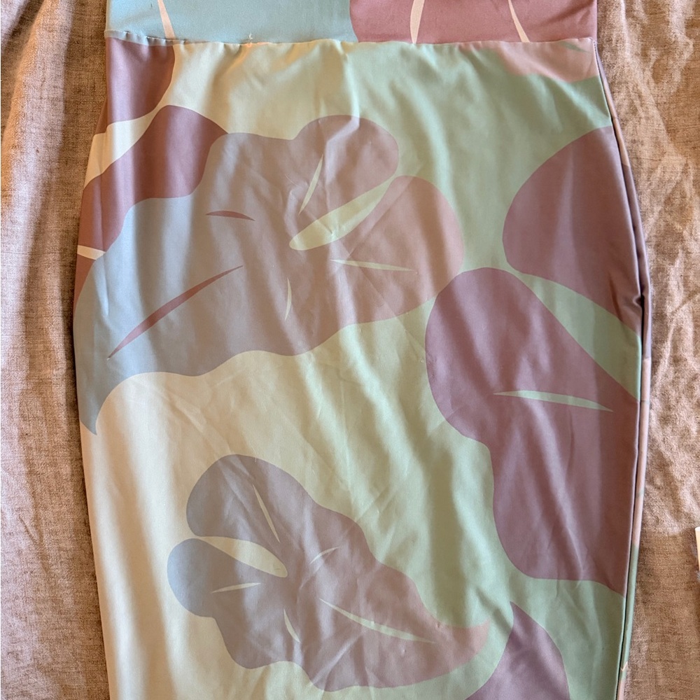 Kini Zamora Hawaiian designer.  Bodycon Skirt